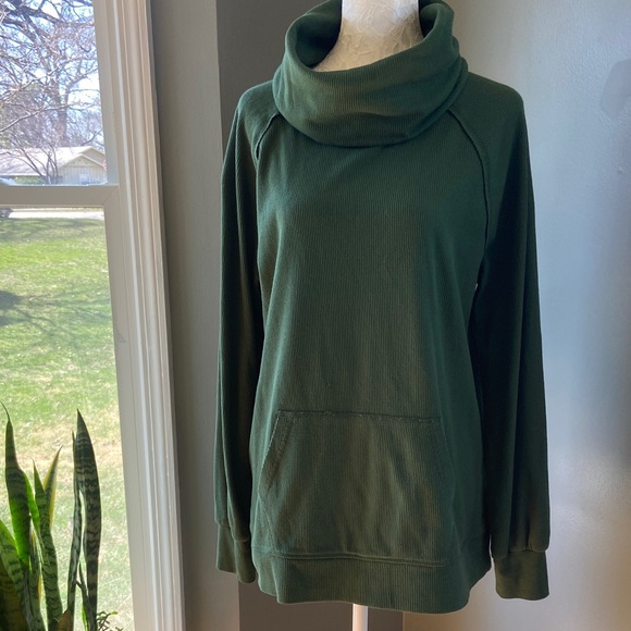 Eddie Bauer Sweaters - Eddie Bauer Women’s Green Cowl Neck Sweater